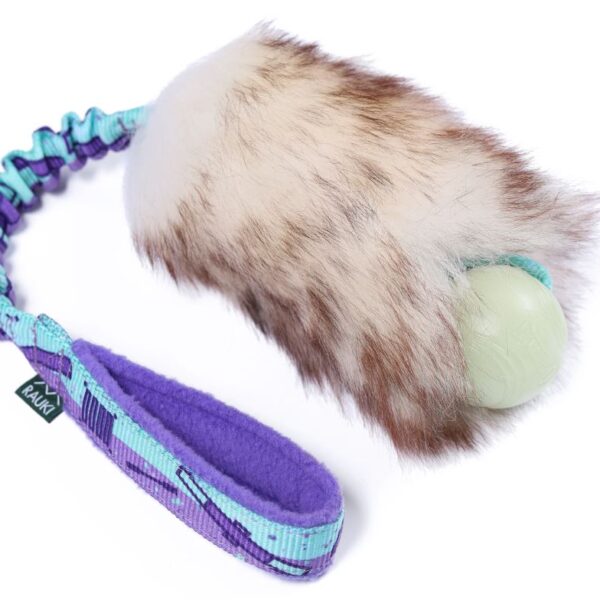 glow s owca amo chuckit strato s sheep fur 2